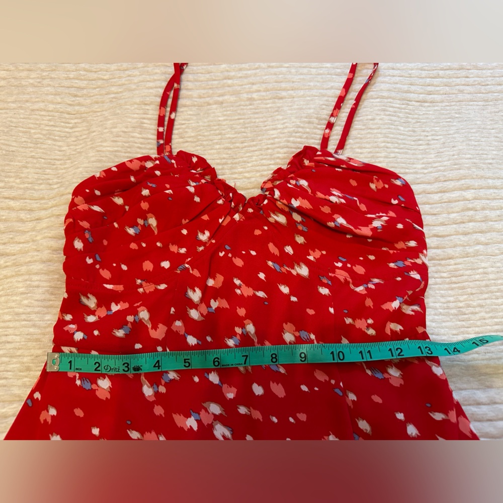 Red Dress with Pattern - Picture 4 of 9